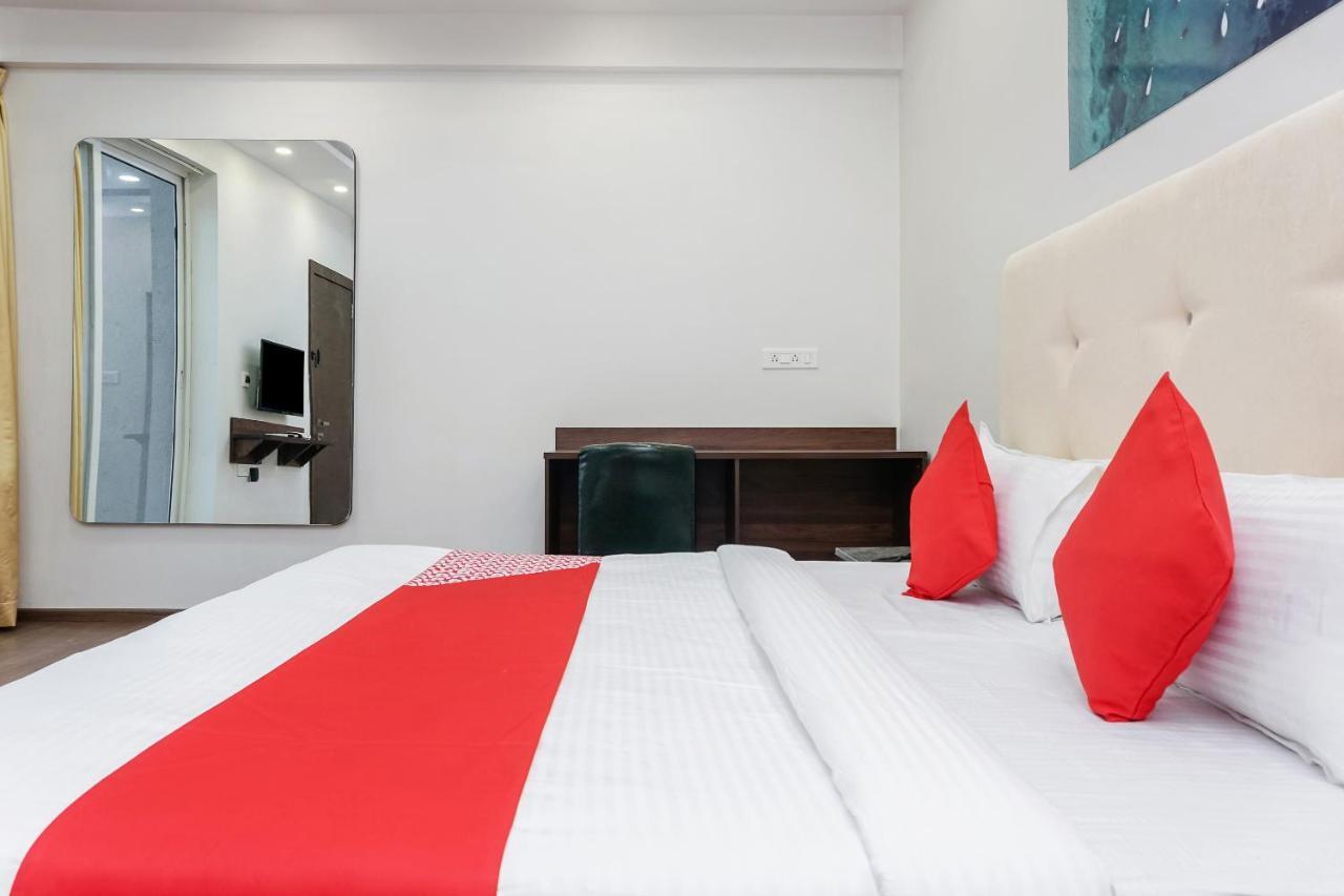 Oyo 16832 Hotel I Suite 2 Mangvadi エクステリア 写真