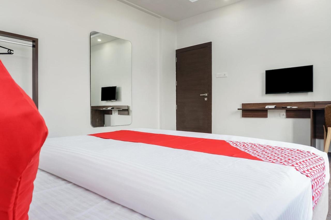 Oyo 16832 Hotel I Suite 2 Mangvadi エクステリア 写真