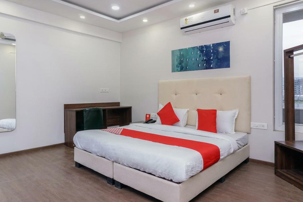Oyo 16832 Hotel I Suite 2 Mangvadi エクステリア 写真