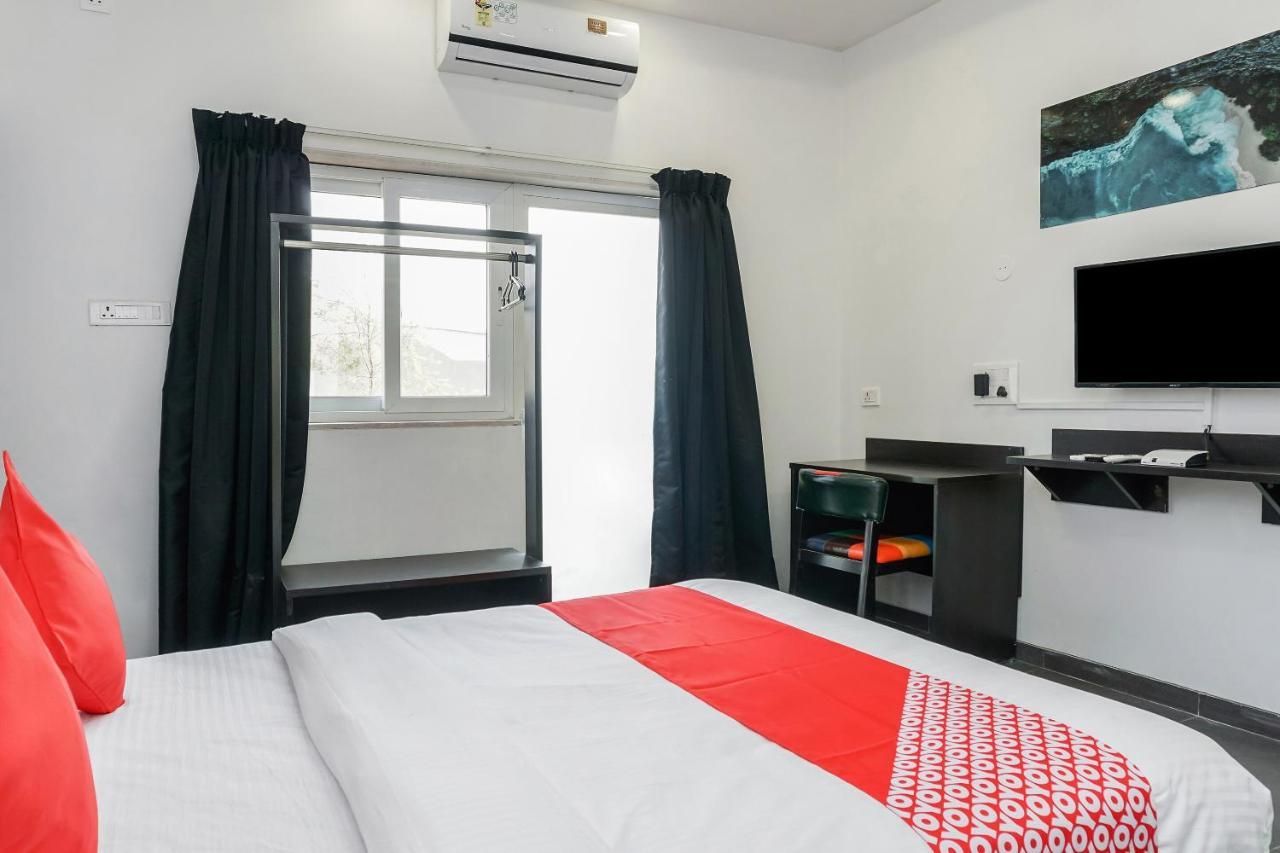 Oyo 16832 Hotel I Suite 2 Mangvadi エクステリア 写真
